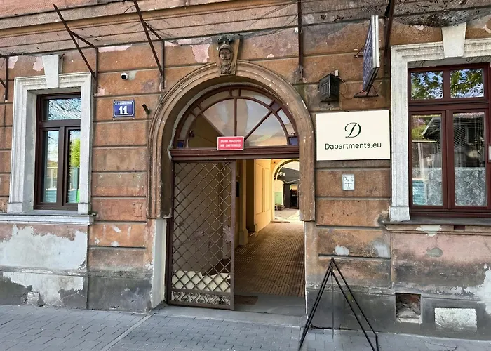 Quiet & Stylish Apartment Self Check-In Old Town 3Min From Main Station D-Apartments